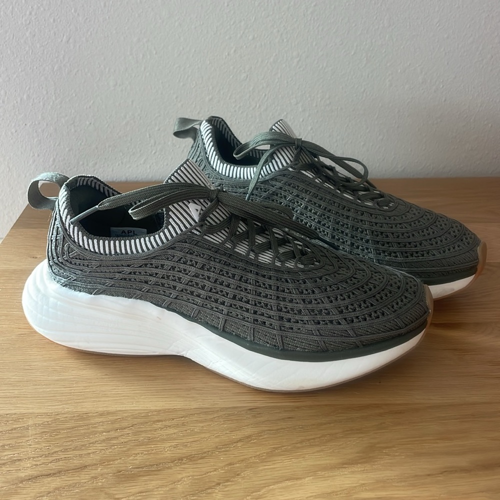 APL Women’s Techloom Zipline